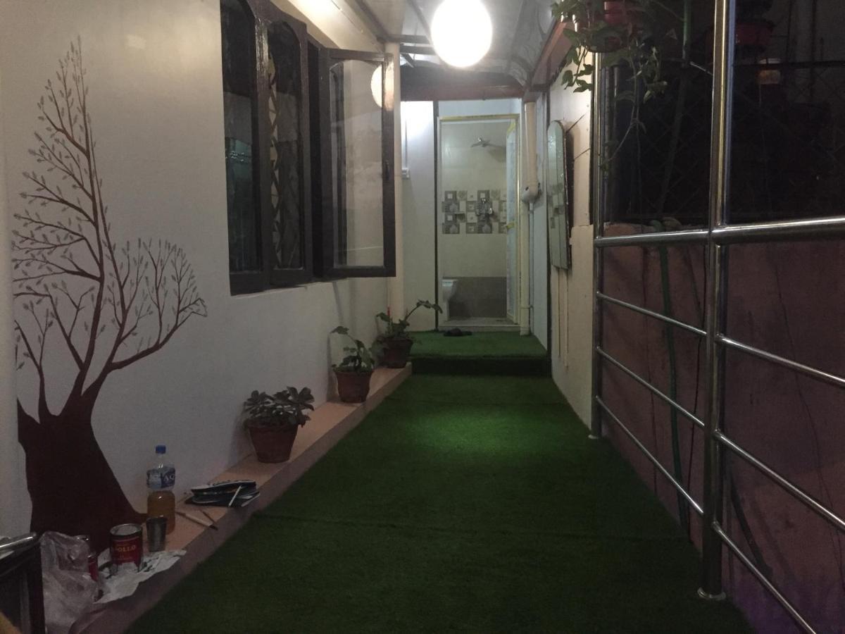 Birds Nest Hostel Kathmandu Buitenkant foto