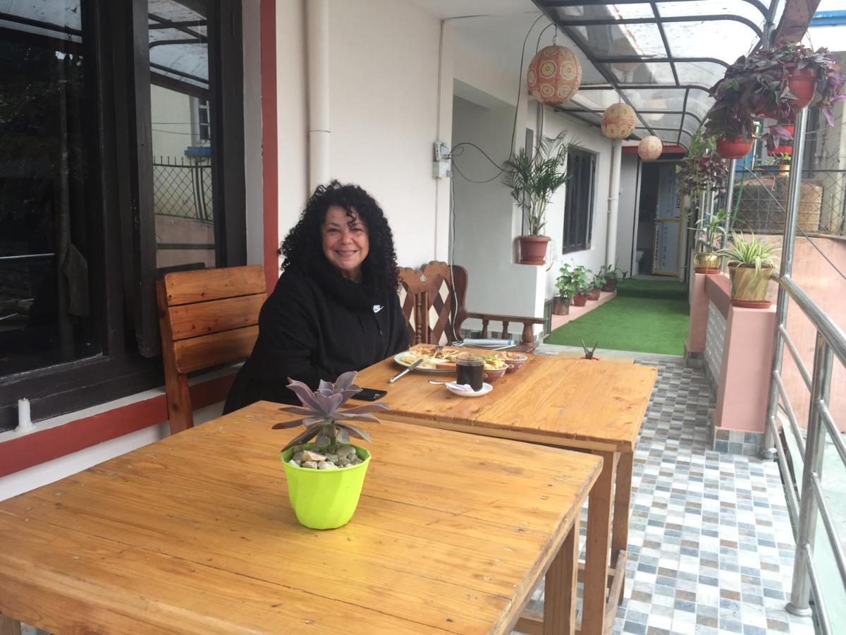 Birds Nest Hostel Kathmandu Buitenkant foto